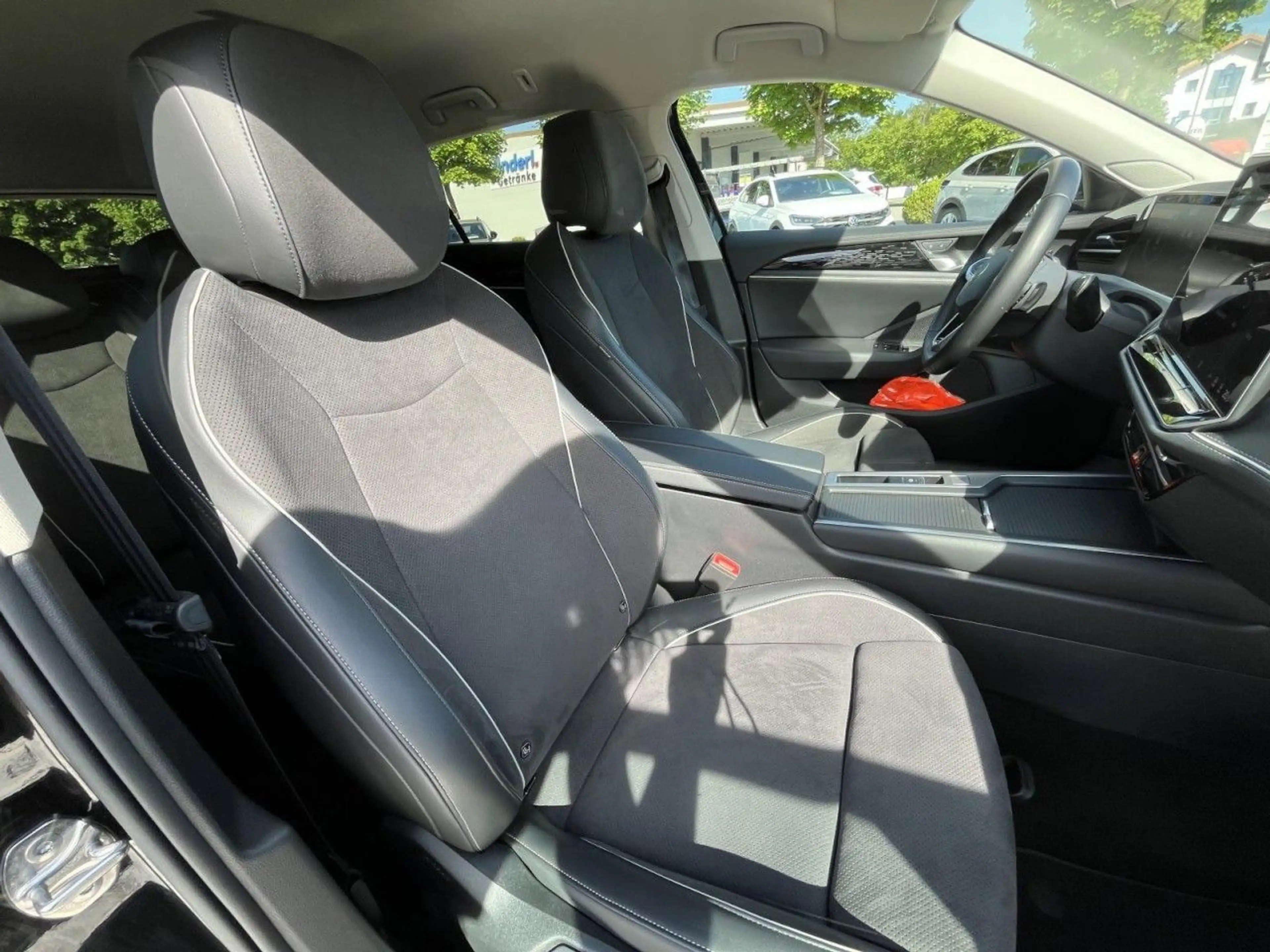 Volkswagen Passat Variant 2.0 TDI Business DSG (LED+NAVI+AH — photo 12