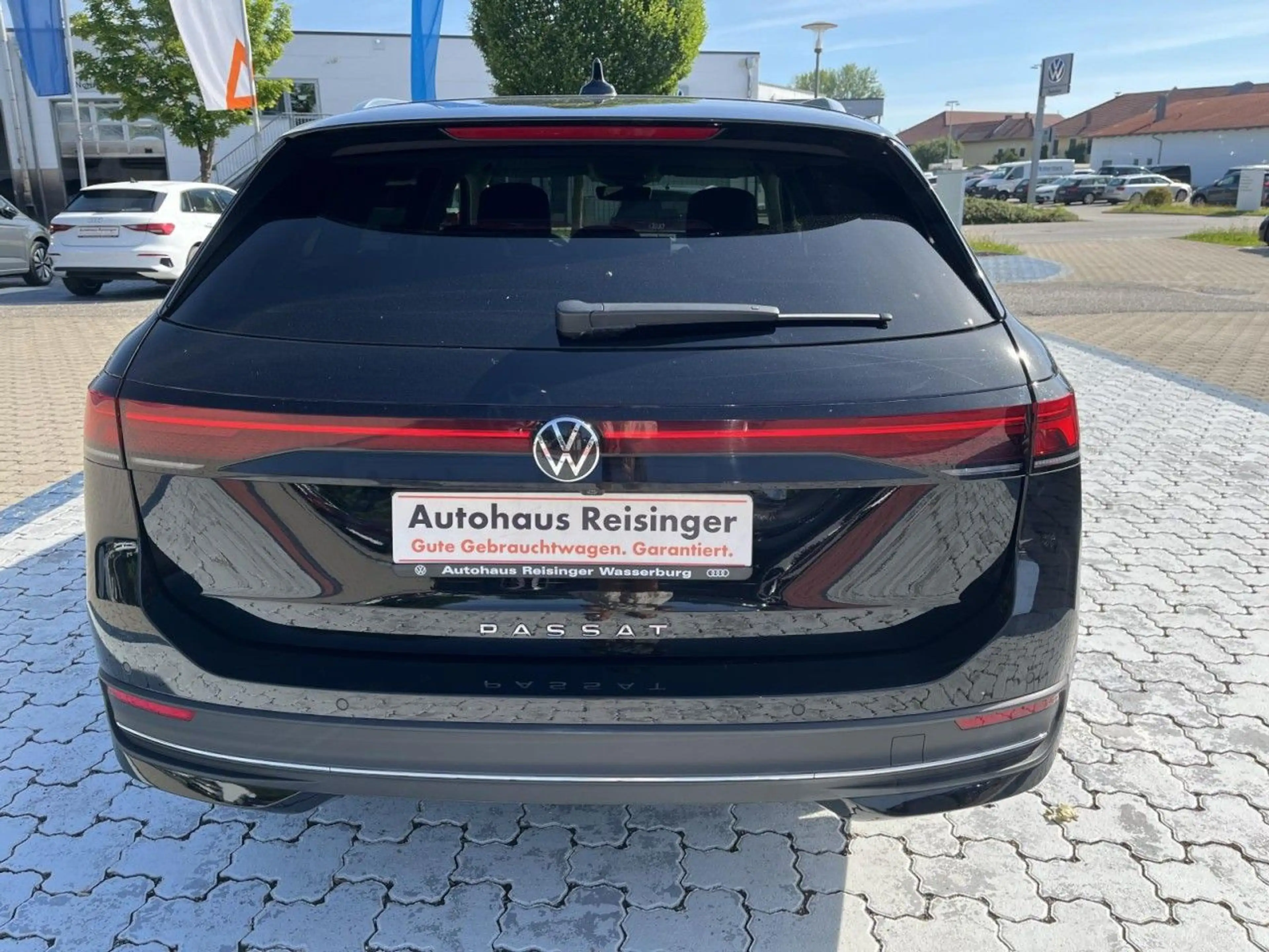 Volkswagen Passat Variant 2.0 TDI Business DSG (LED+NAVI+AH — photo 5