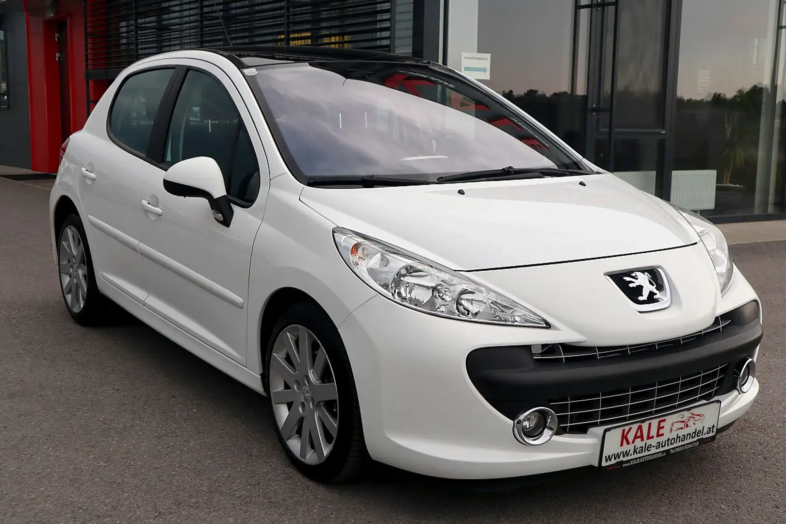 Peugeot 207 Active 1,6 16V *Automatik* Weiß - 2