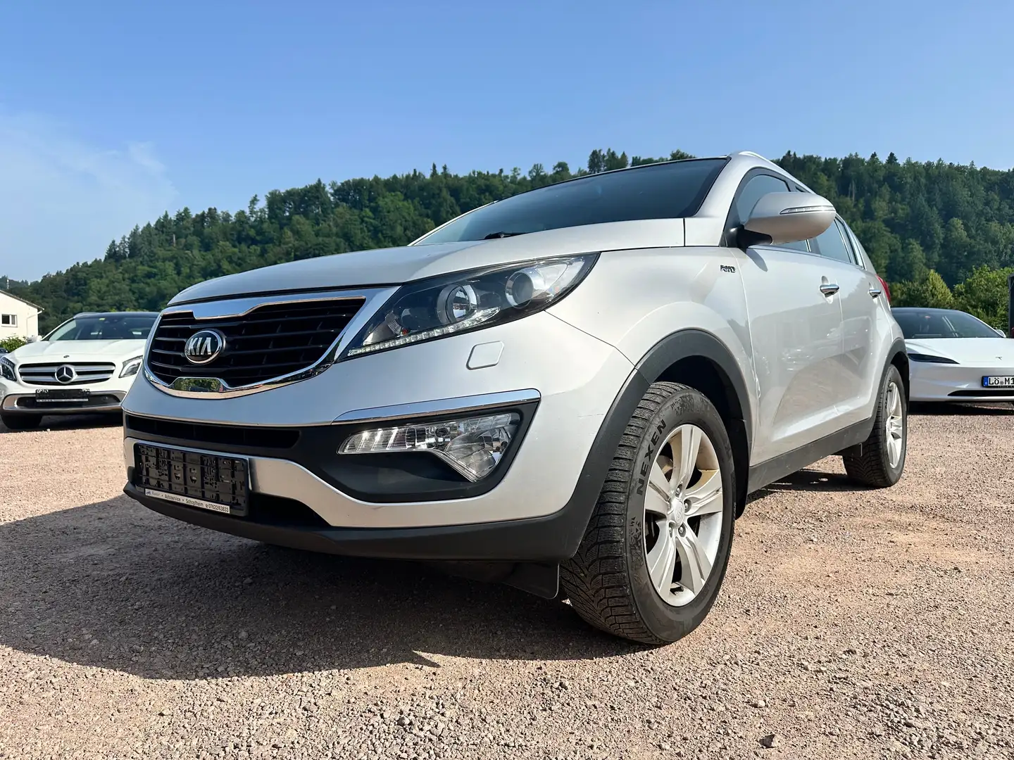 Kia Sportage Attract 2WD*HU 11/2026*Allrad* Grau - 1