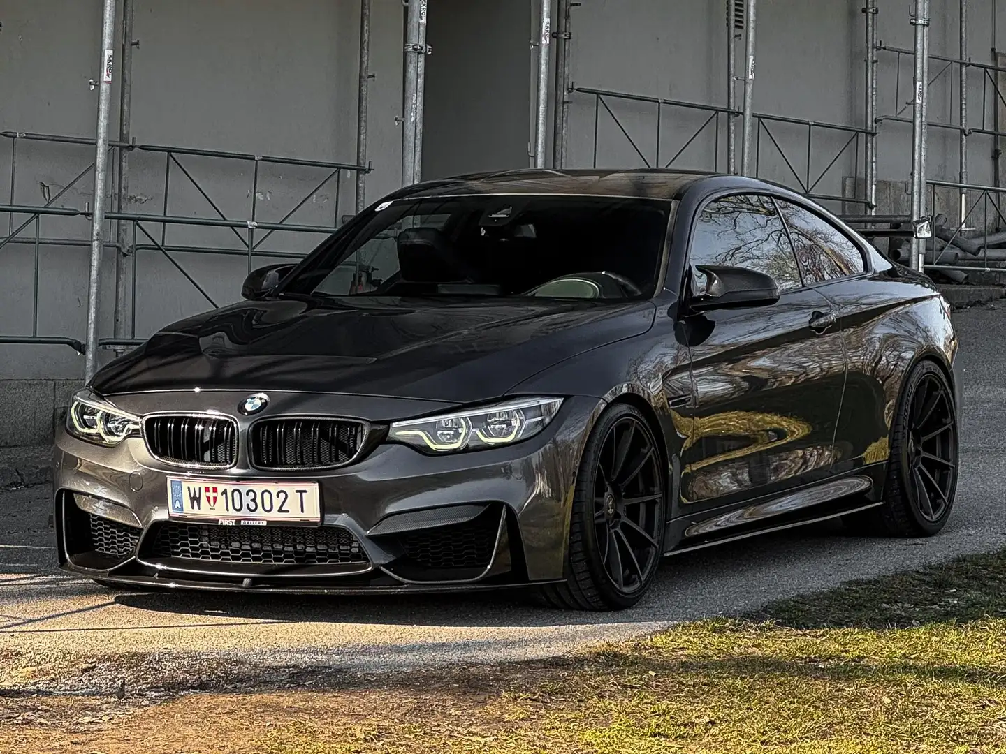 BMW M4 M-DKG Coupe Competition - 1