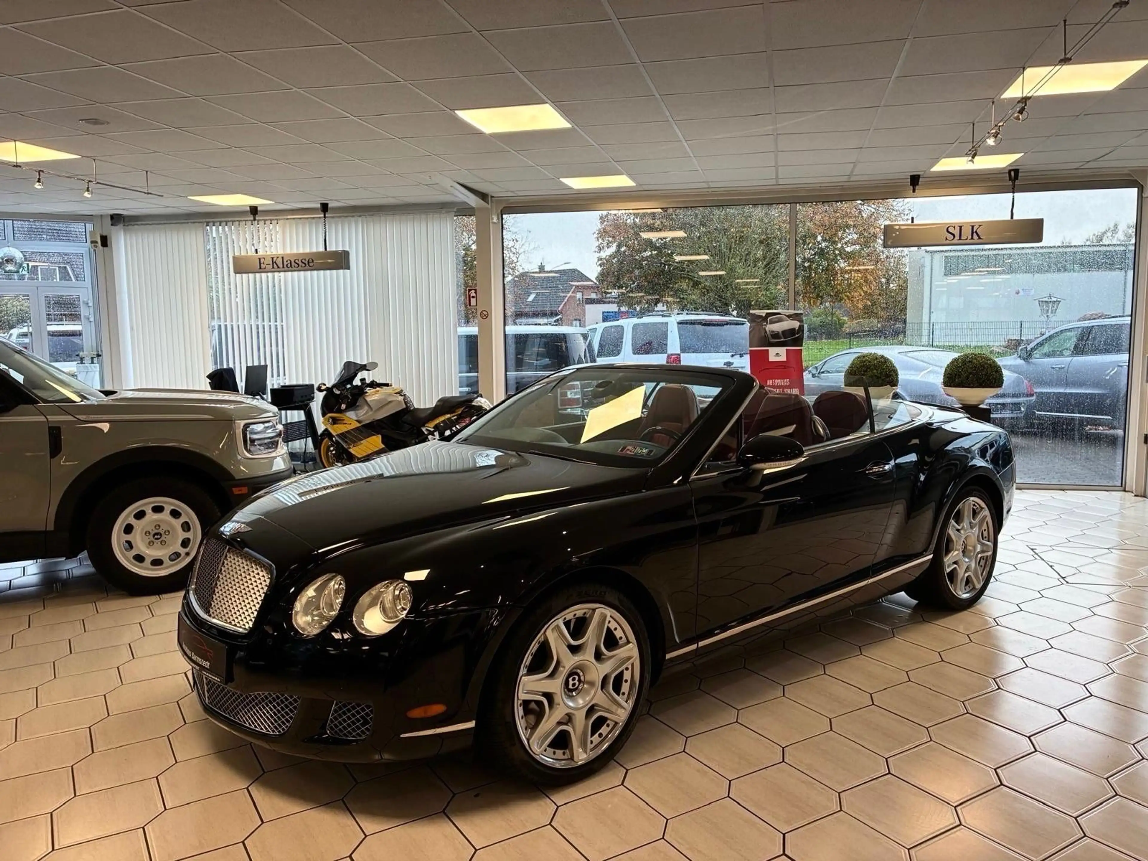 Bentley Continental GTC Continental 6,0 GTC — photo 11