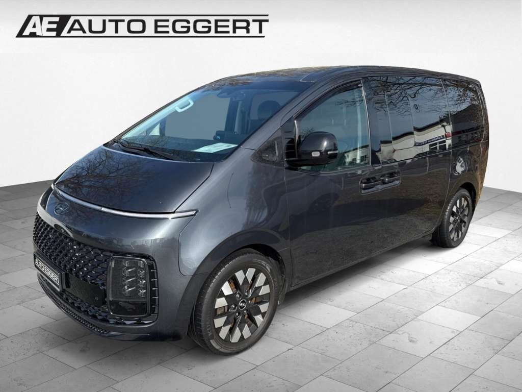 Second hand Hyundai Staria 2.2 CRDi