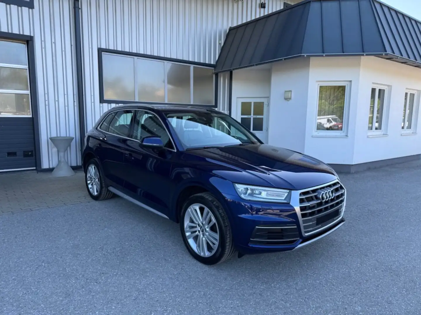 Audi Q5 2.0 TDI ultra quattro Sport Blau - 1