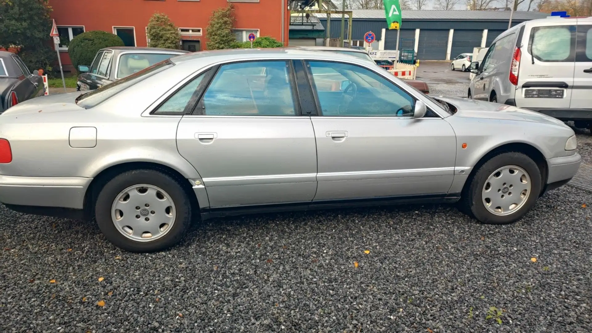 Audi A8 4.2 quattro tiptronic H-Kennzeichen Argento - 2