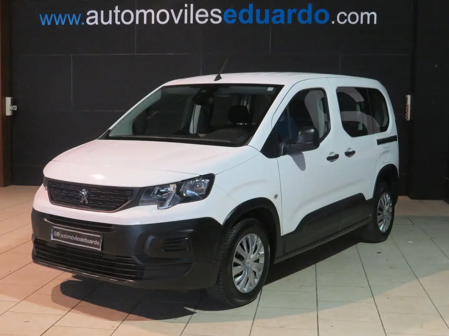 Peugeot Rifter 1.5 BlueHDi 100cv Access Standard Amarillo - 1