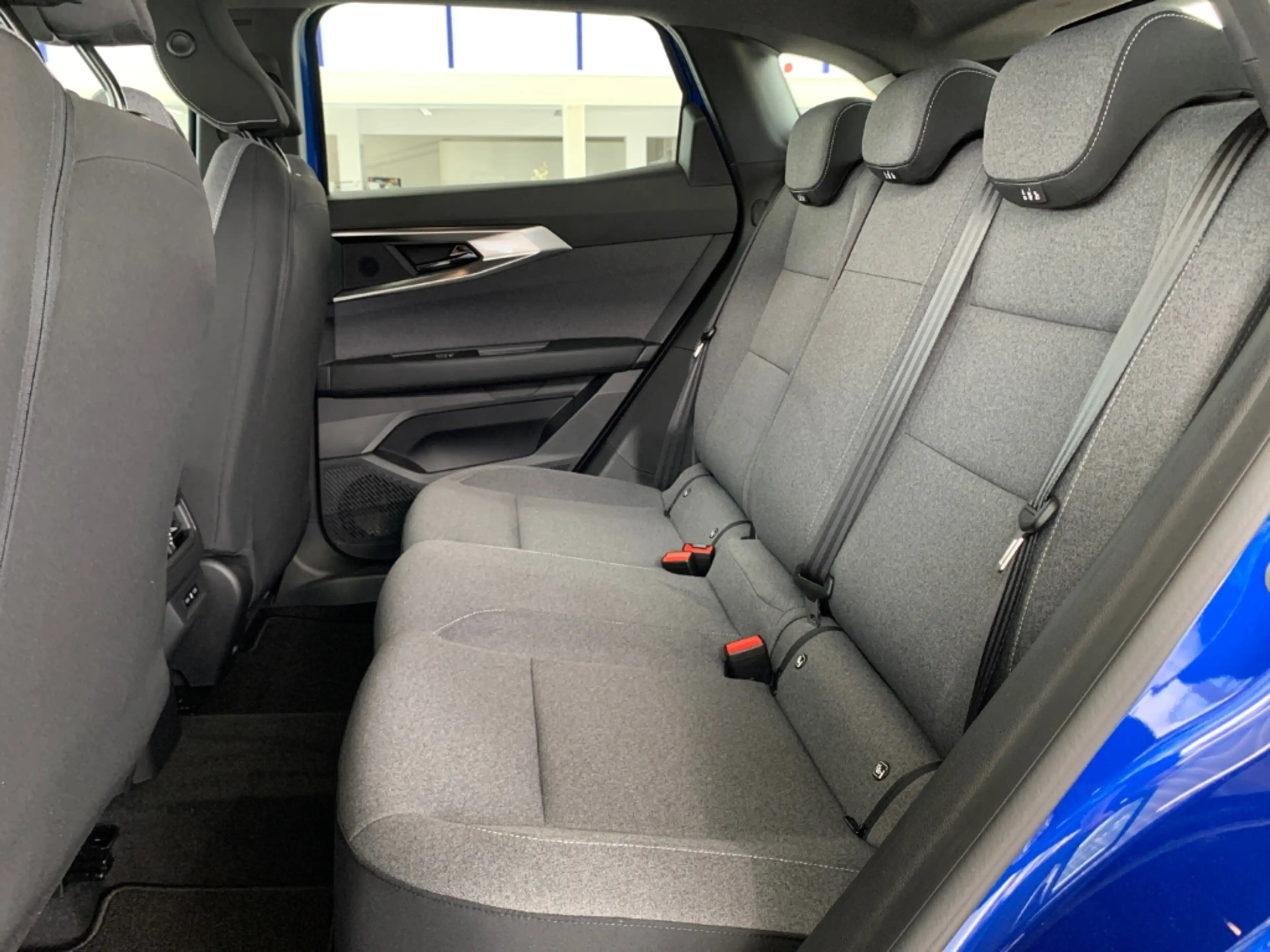 Renault Austral EQUILIBRE MILD HYBRID 140 AUTOMATIK Equilibre LED — photo 9