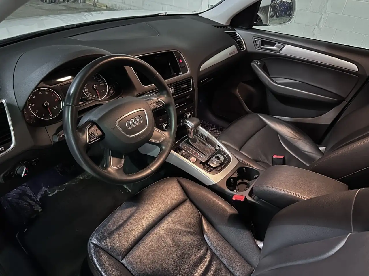 Audi Q5 снимка Audi Q5