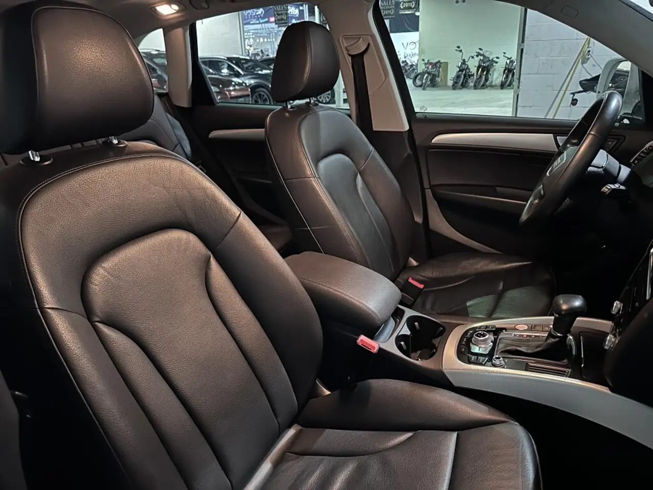 Audi Q5 снимка Audi Q5
