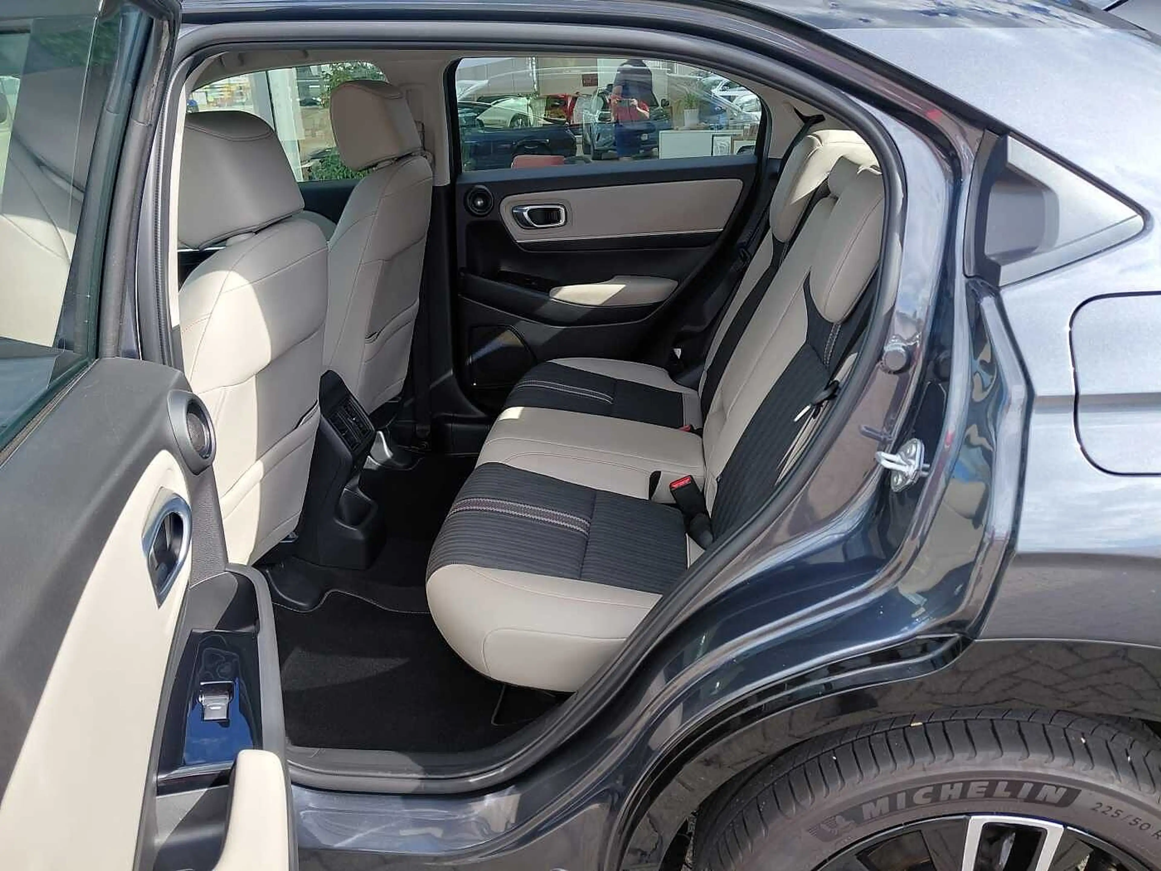 Honda HR-V Hybrid e:HEV 1.5 i-MMD Advance Style — photo 9
