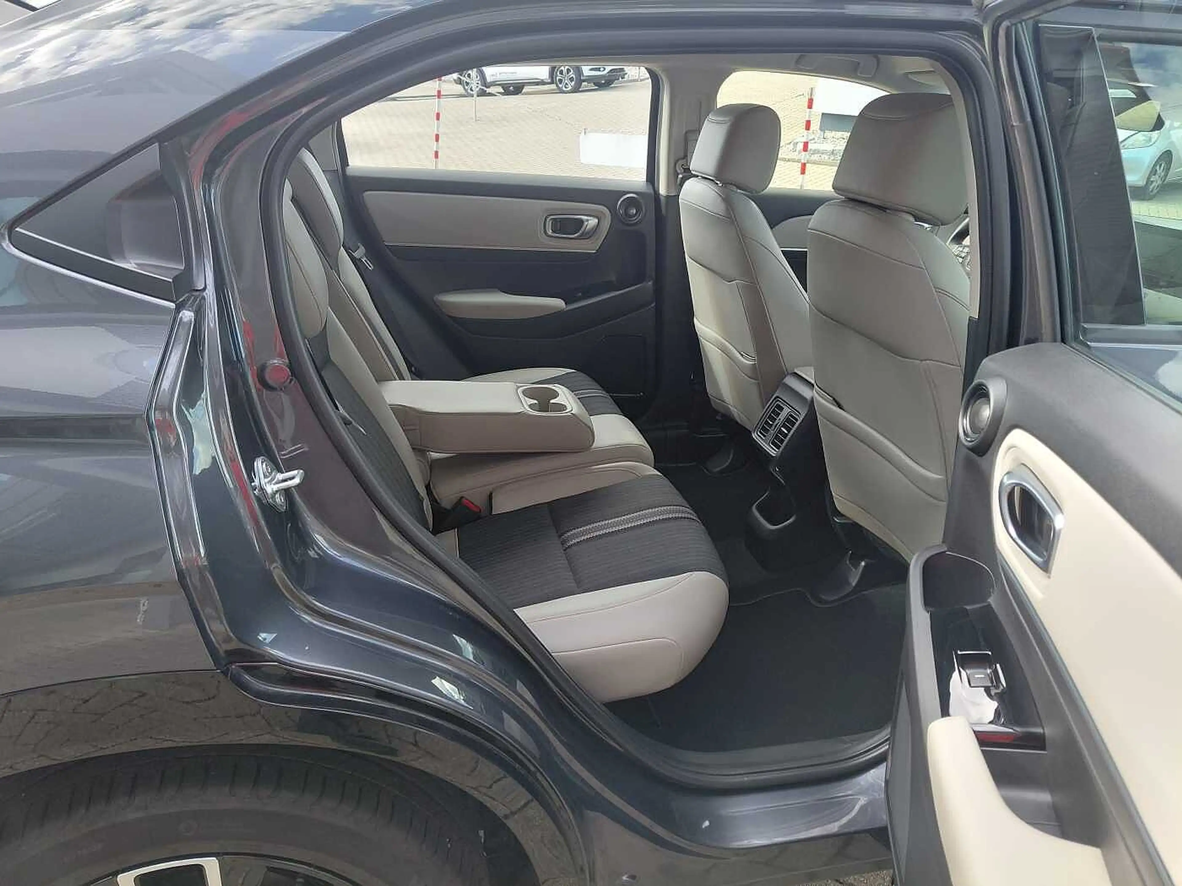Honda HR-V Hybrid e:HEV 1.5 i-MMD Advance Style — photo 4