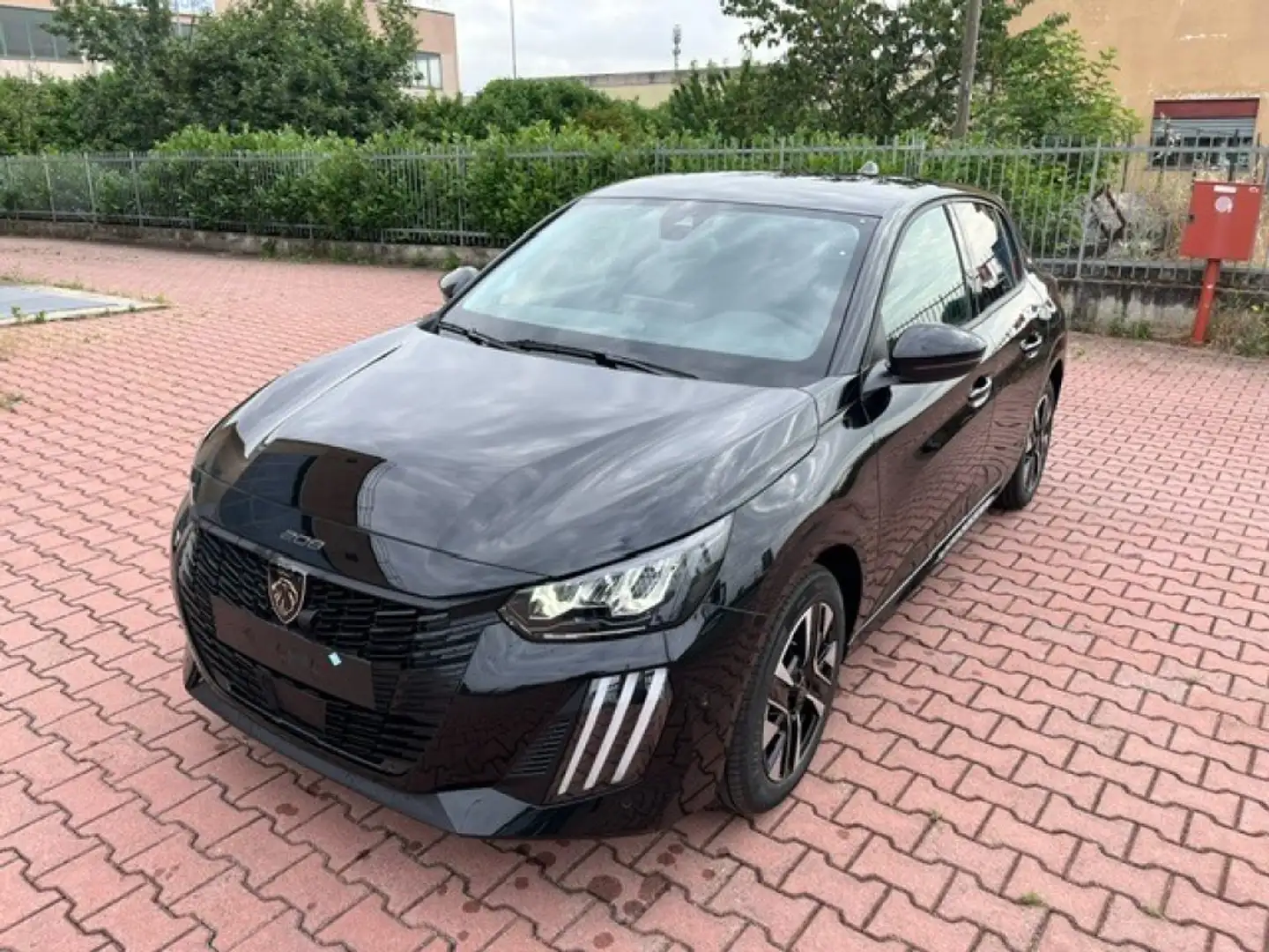 Peugeot 208 Hybrid 136 e-DCS6 Allure PREZZO VERO Negro - 2
