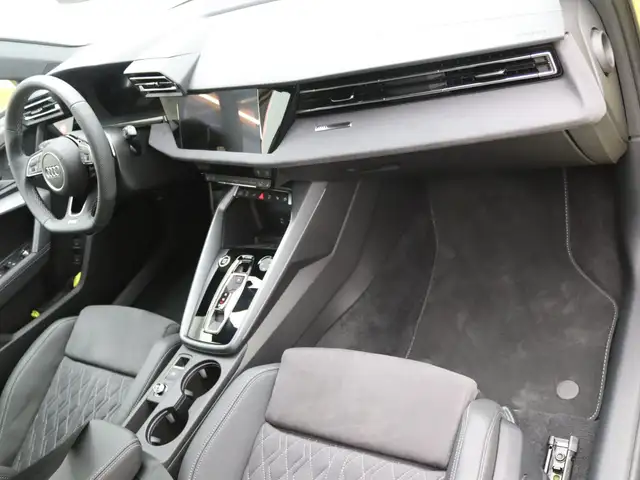 Audi A3 view 10