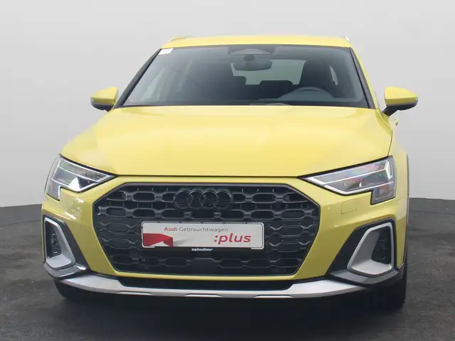 Audi A3 view 3
