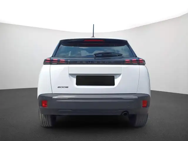 Peugeot 2008 view 3