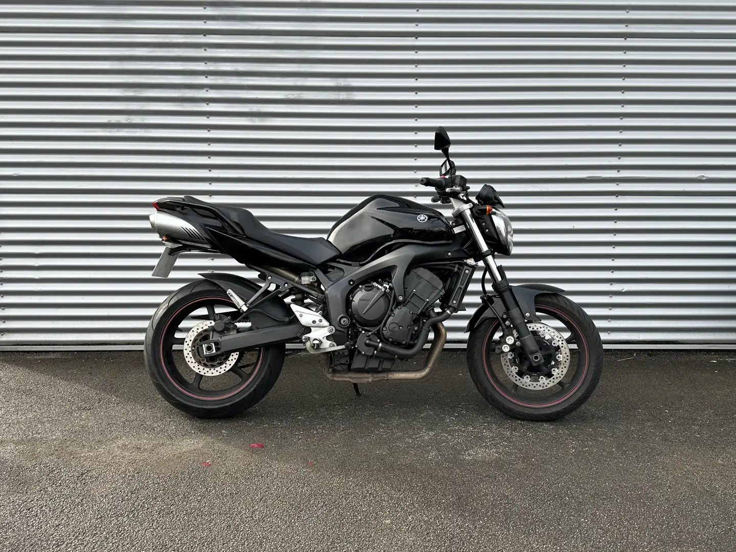 Yamaha FZ 6 Noir - 1
