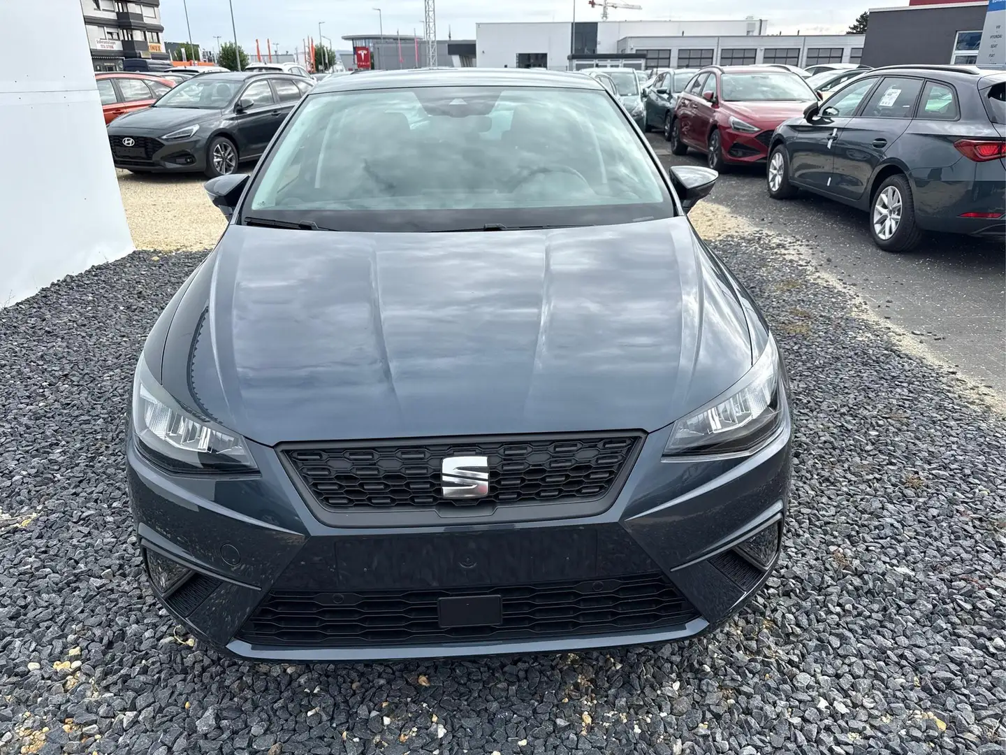 SEAT Ibiza STYLE 1.0 TSI PDC v+h KLIMAAUTOMATIK TEMPOMAT A... Grijs - 2