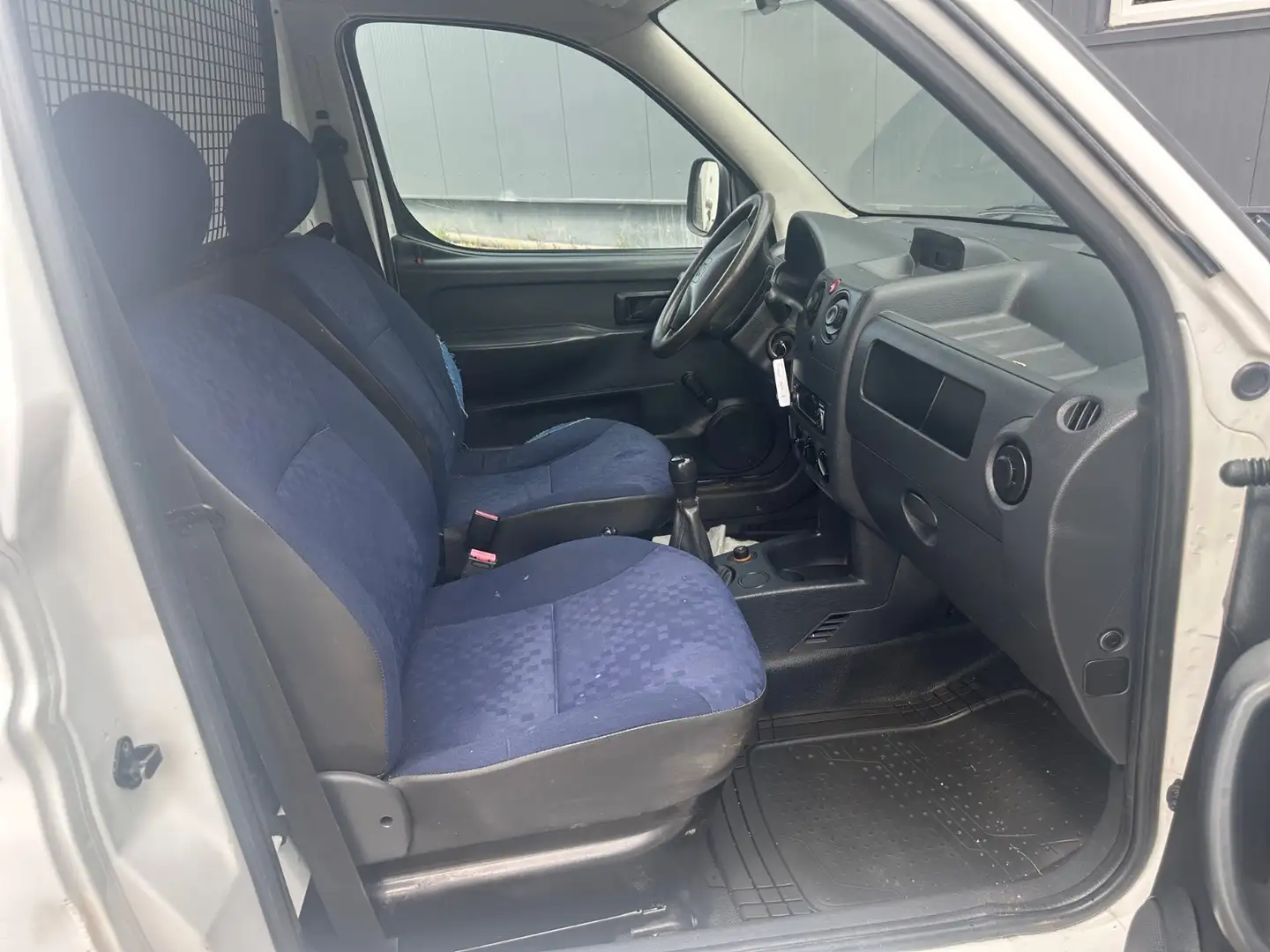 Peugeot Partner STANDARD Blanc - 2
