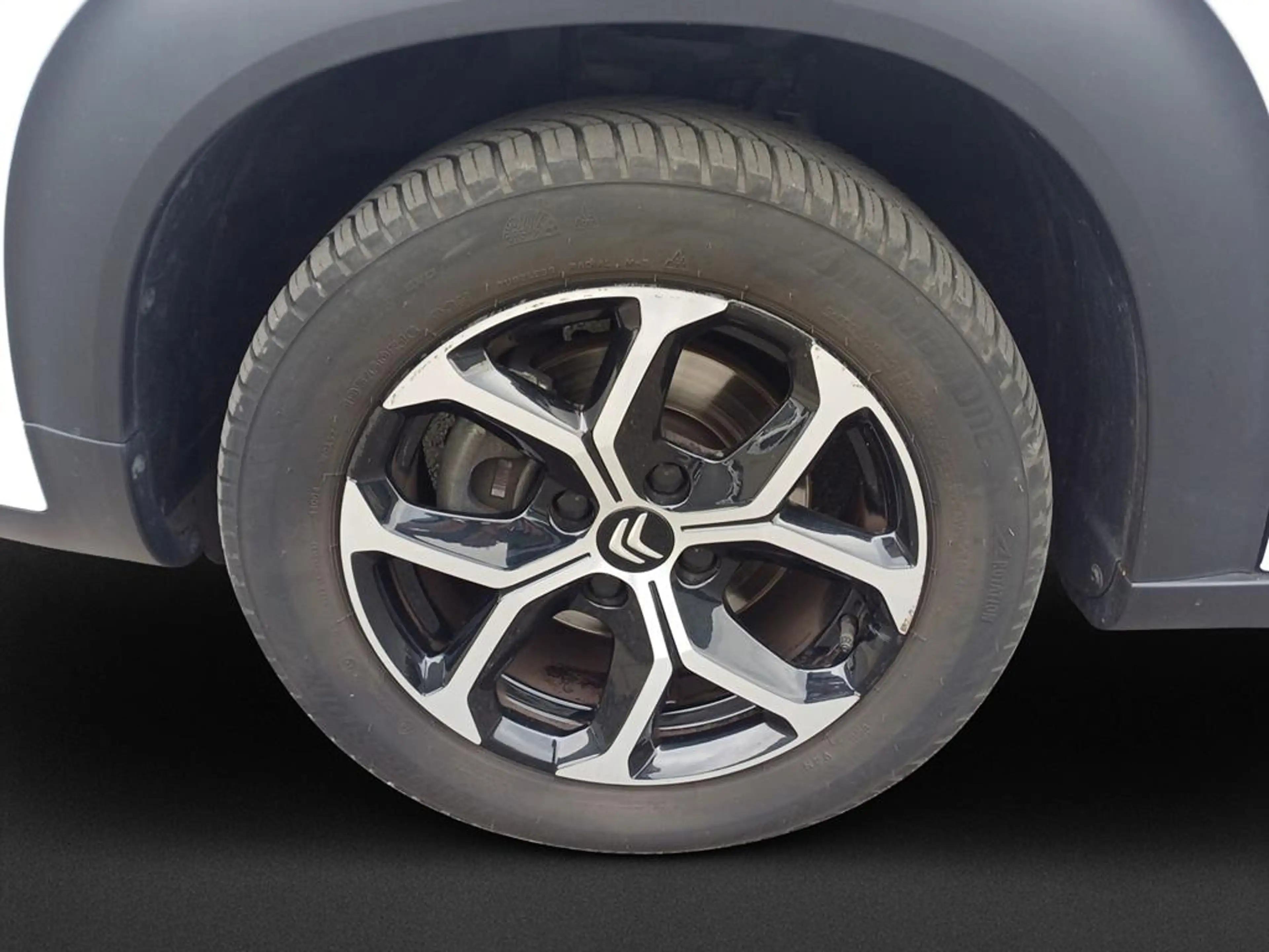 Citroen C3 Aircross PureTech 110 S&S Shine — photo 8