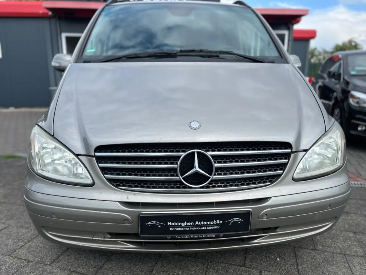 Mercedes-Benz Viano 2.2 CDI lang 7-sitzer Stříbrná - 2