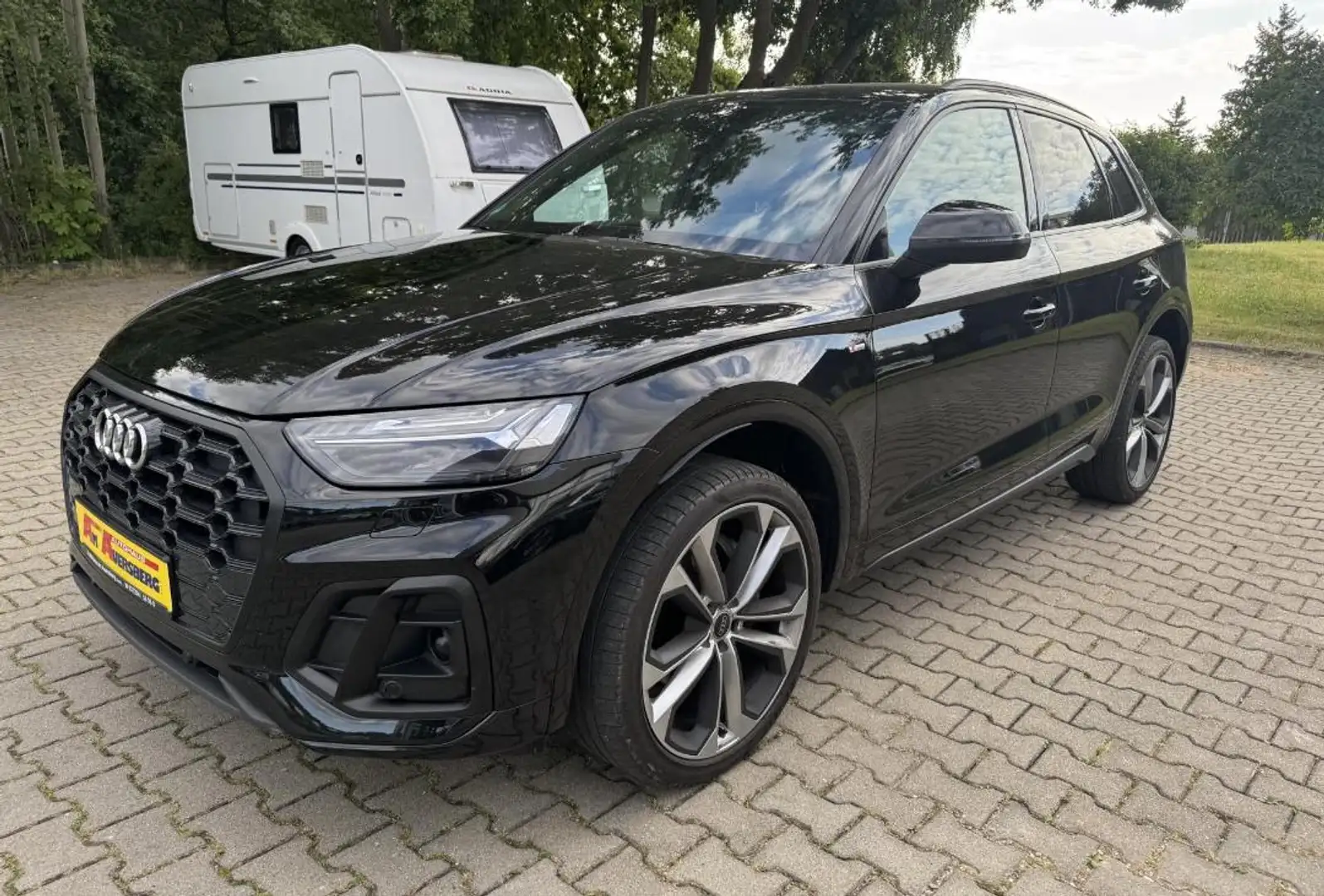 Audi QUATTRO Q5 (FYG)(06.2020->) 40 TDI quattro S line Чорний - 1