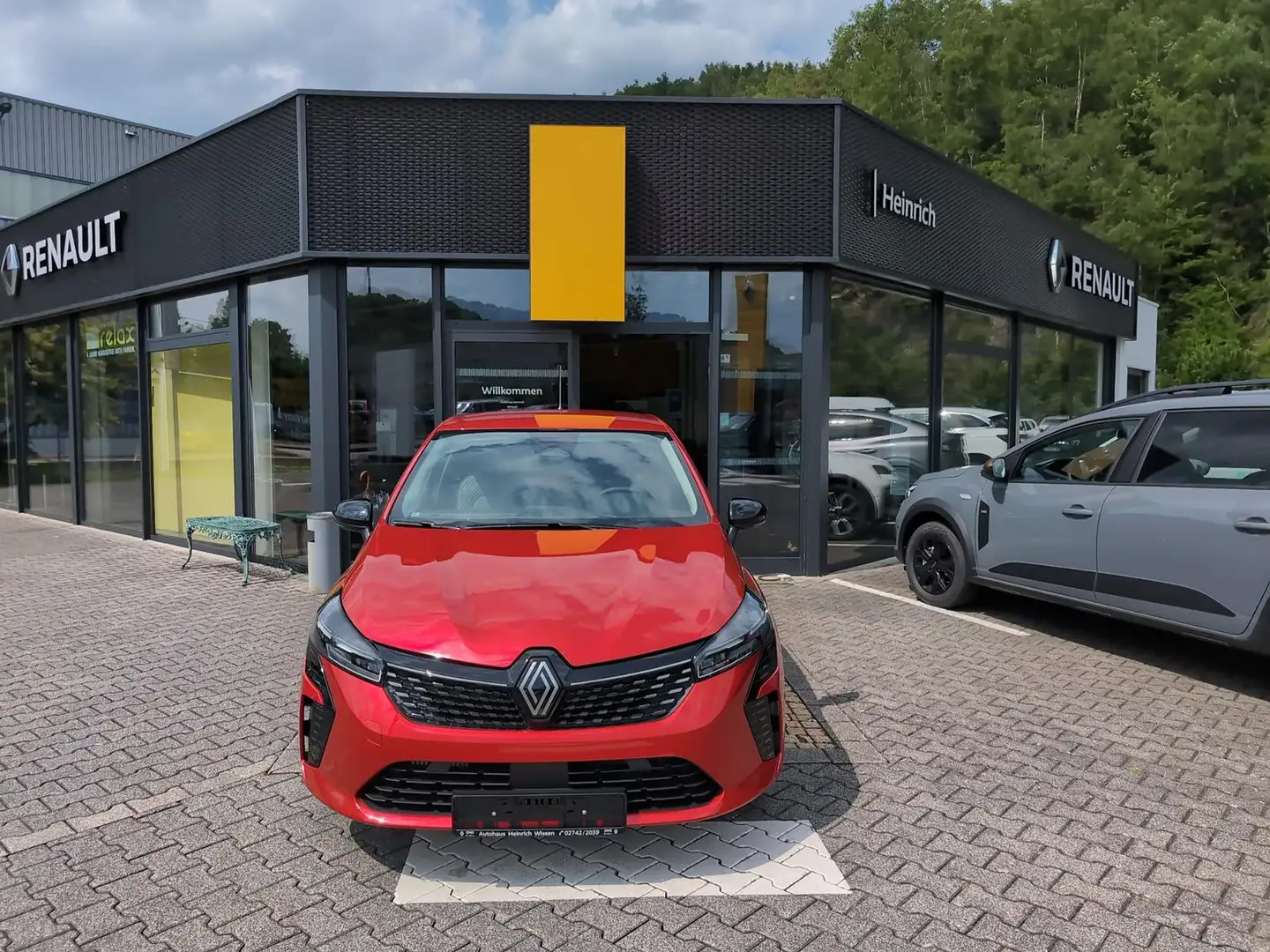 Renault Clio 1.0 TCE Klima Navi PDC GJR Kamera Look Paket Rot - 1