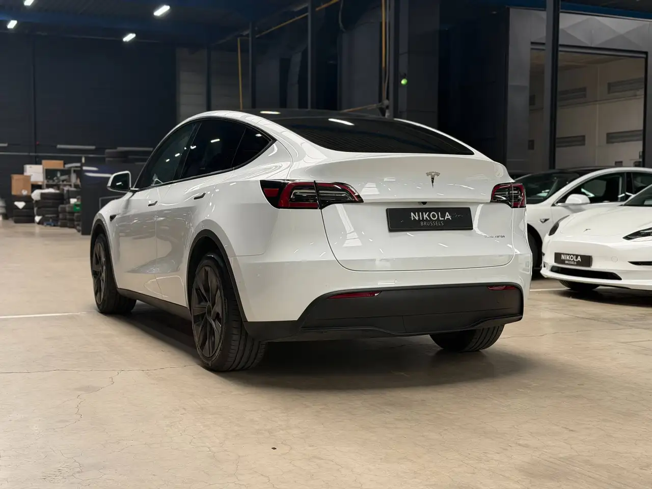 Tesla Model Y LONG RANGE ALL WHEEL DRIVE HIGHWAY AUTOPILOT LOW MILEAGE, миниатюра 2