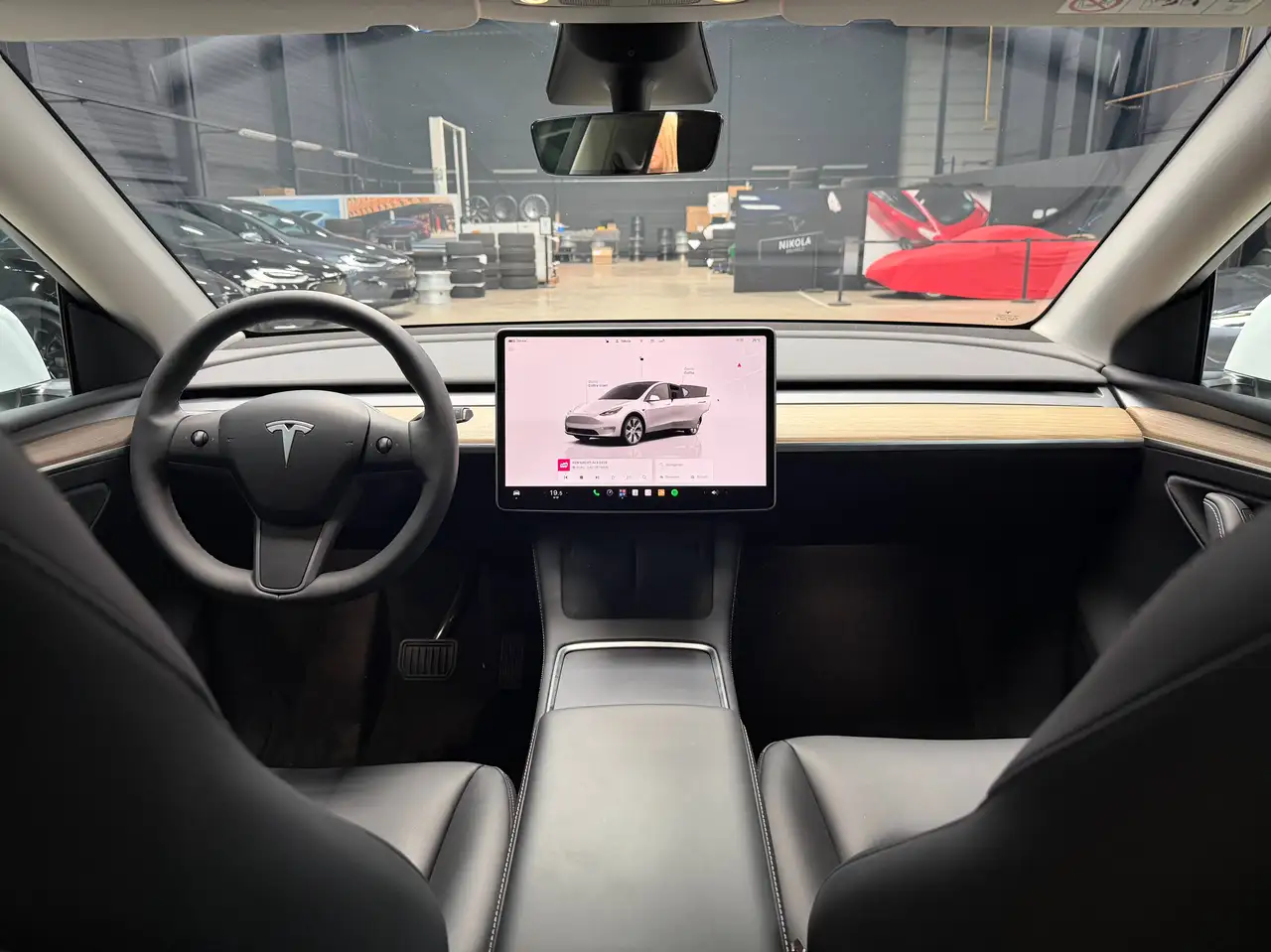 Tesla Model Y LONG RANGE ALL WHEEL DRIVE HIGHWAY AUTOPILOT LOW MILEAGE, миниатюра 14