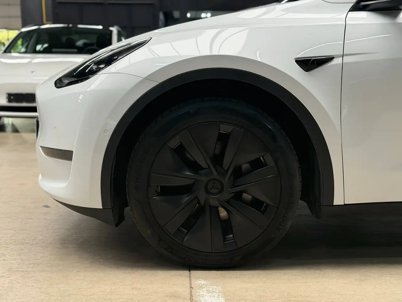 Tesla Model Y LONG RANGE ALL WHEEL DRIVE HIGHWAY AUTOPILOT LOW MILEAGE, миниатюра 8