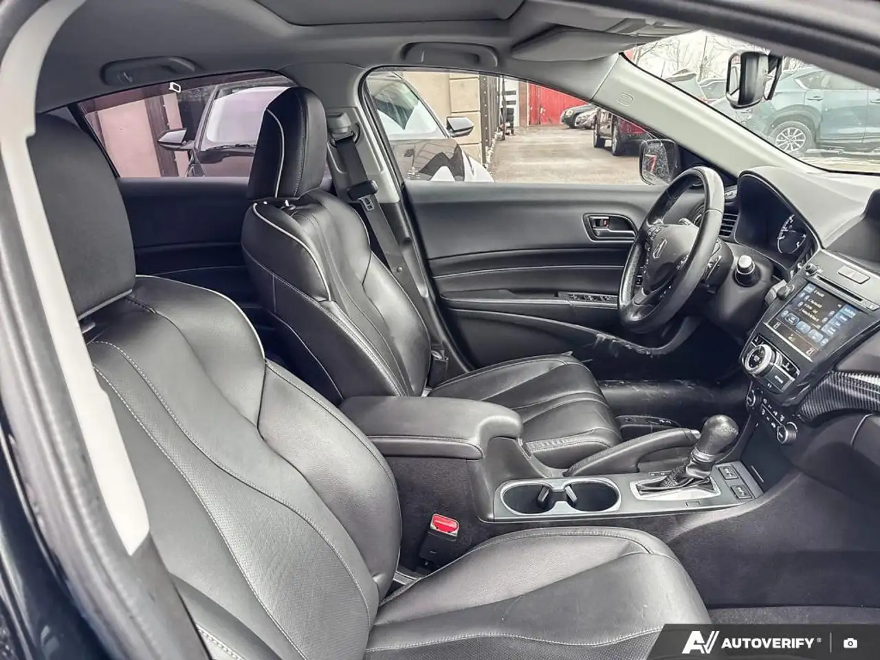 Acura ILX снимка Acura ILX