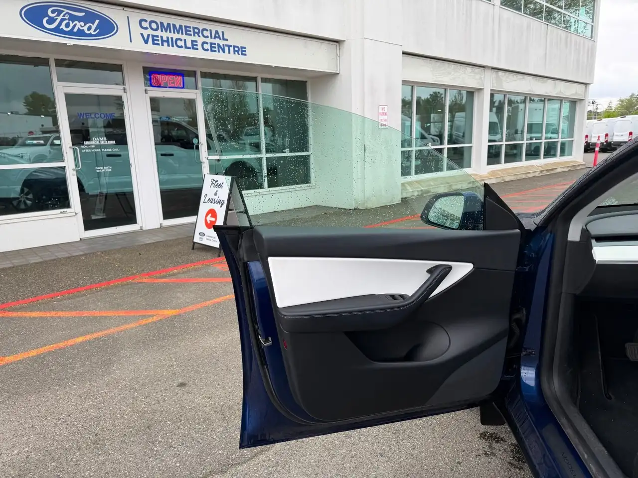Tesla Model Y снимка Tesla Model Y