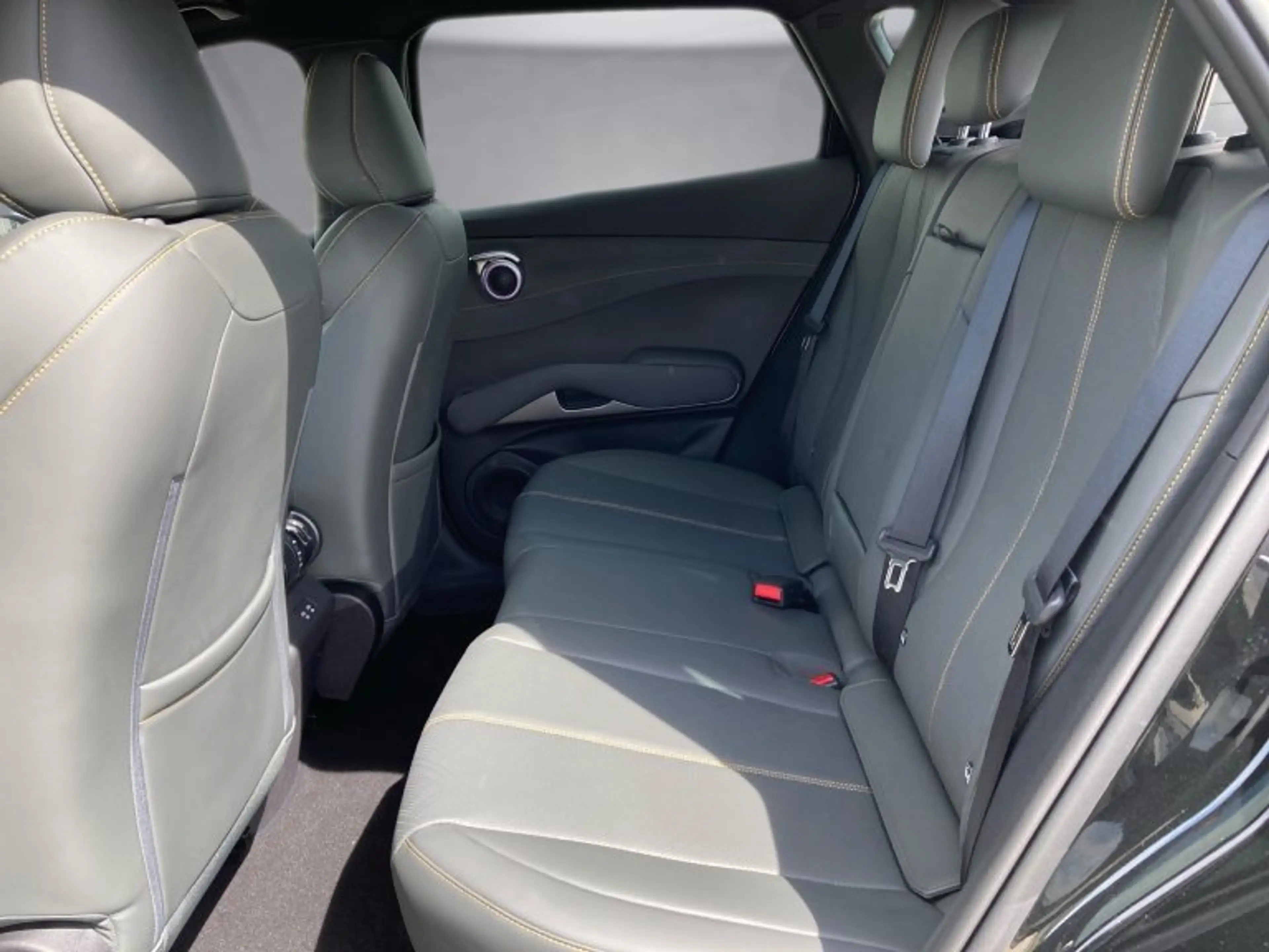 BYD Atto 3 EVO Excellence AWD — photo 12