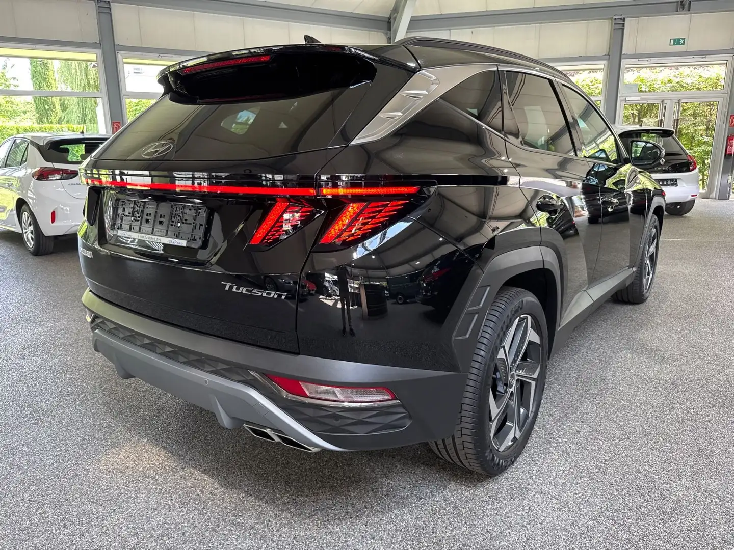 Hyundai TUCSON Prime Aut.MH 2WD Leder LED Navi Schwarz - 2