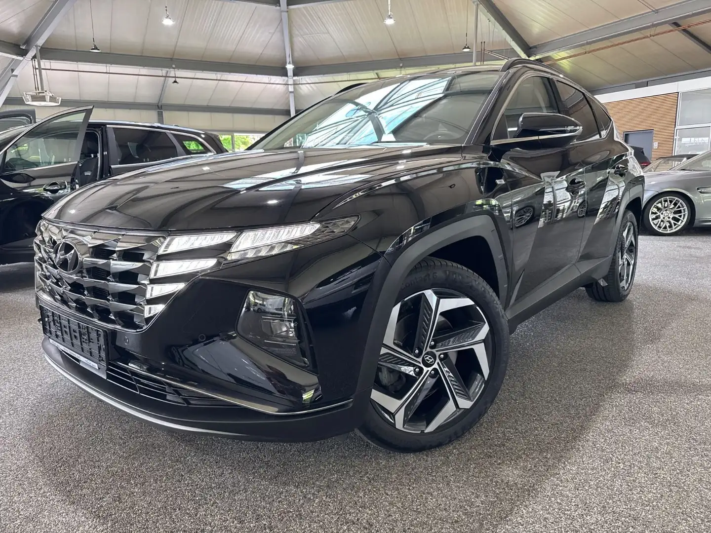 Hyundai TUCSON Prime Aut.MH 2WD Leder LED Navi Schwarz - 1