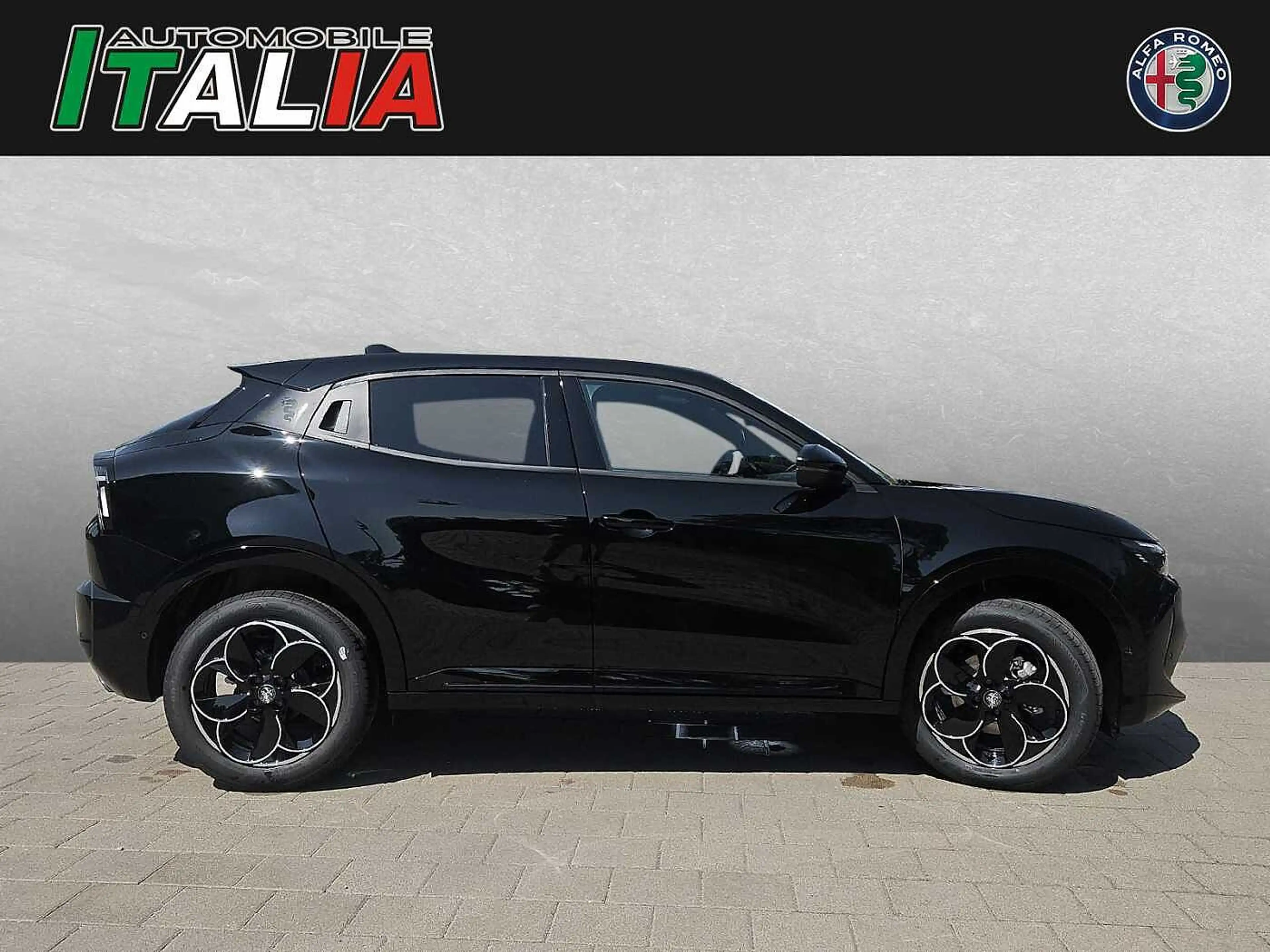 Alfa Romeo Junior Ti 1.2 Ibrida — photo 3