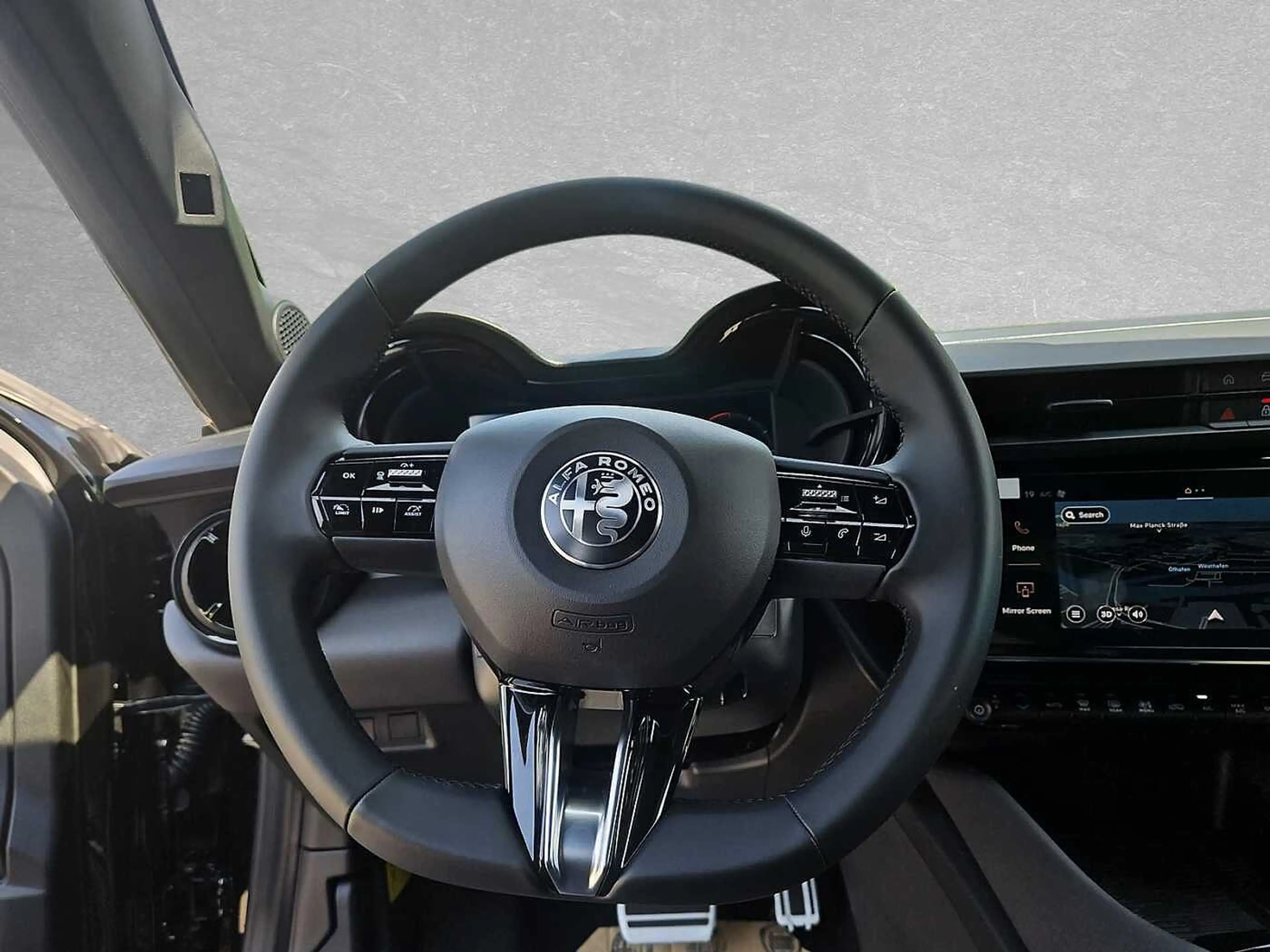 Alfa Romeo Junior Ti 1.2 Ibrida — photo 11