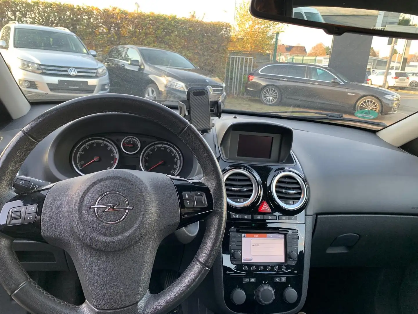 Opel Corsa Energy+Navi+Sitzheiz.+Alu+Tüv&Insp. Neu+2.Hand+ Gris - 2