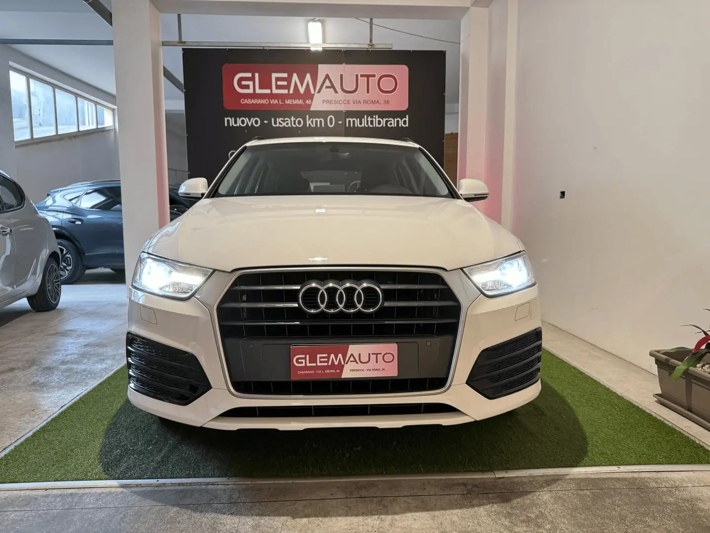 Audi Q3 2.0 tdi S line edition 120cv s-tronic Fehér - 1