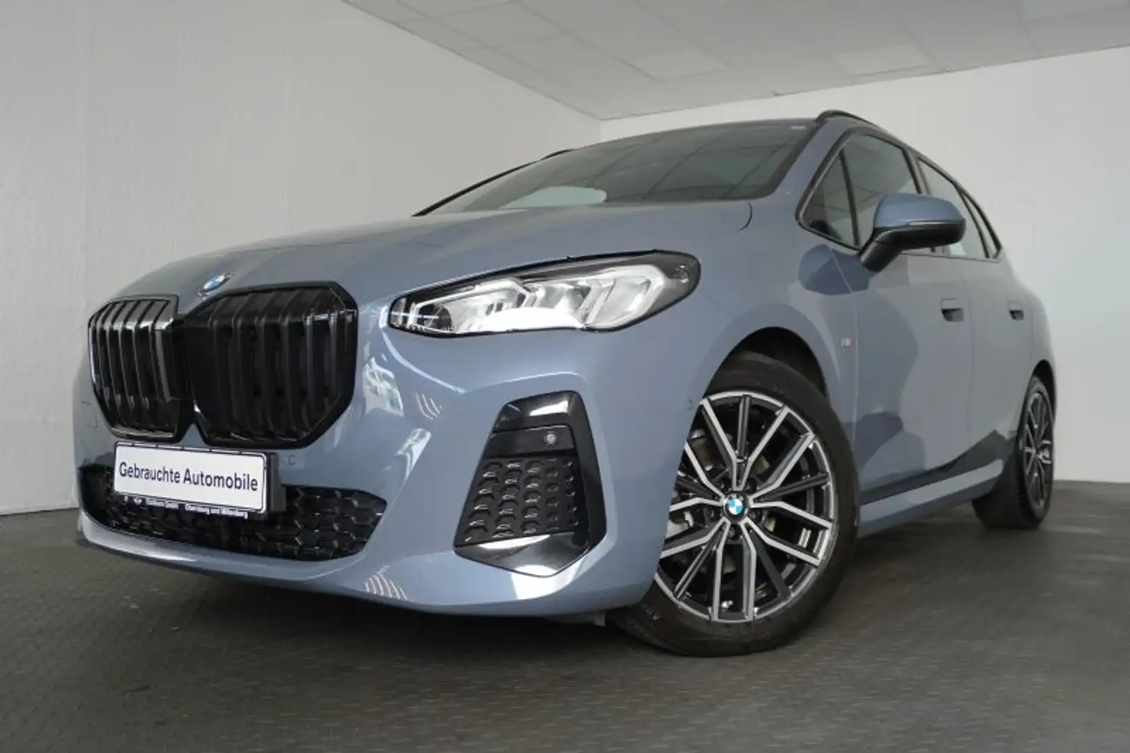 BMW 220 i Active Tourer M Sportpaket *PGSD.NAVI* - 2