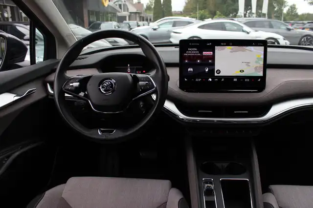 Skoda Enyaq view 10