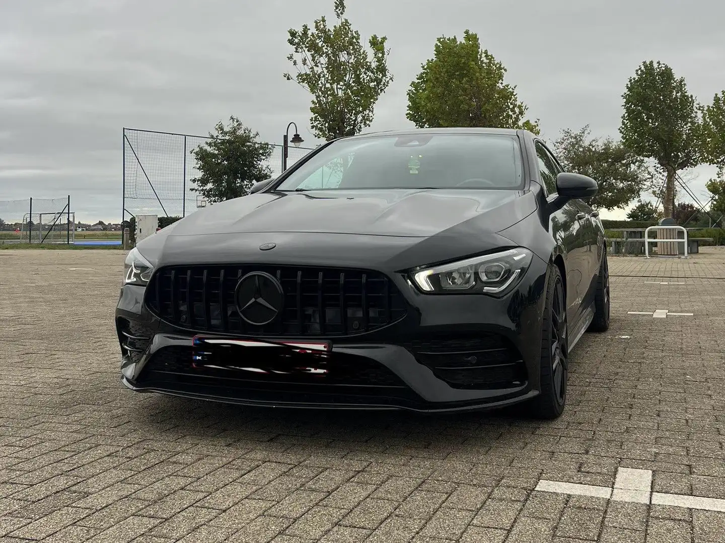 Mercedes-Benz CLA 200 CLA 200 7G-DCT Edition 2020 Zwart - 1