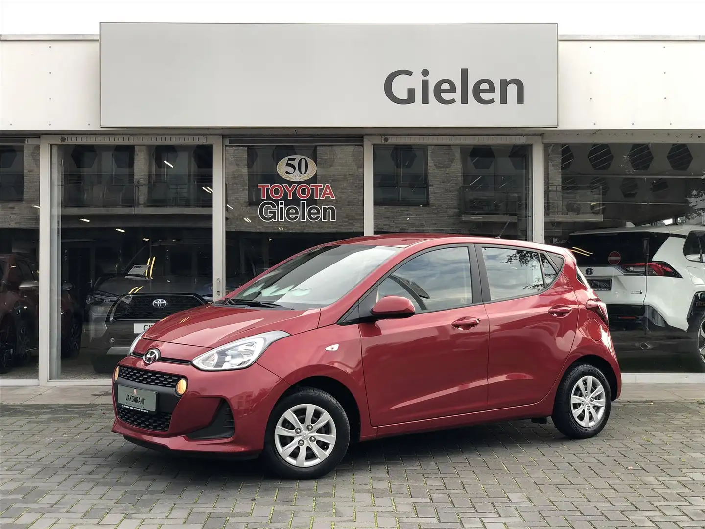 Hyundai i10 1.0i Comfort | Trekhaak, Airconditioning, Parkeers Rouge - 1