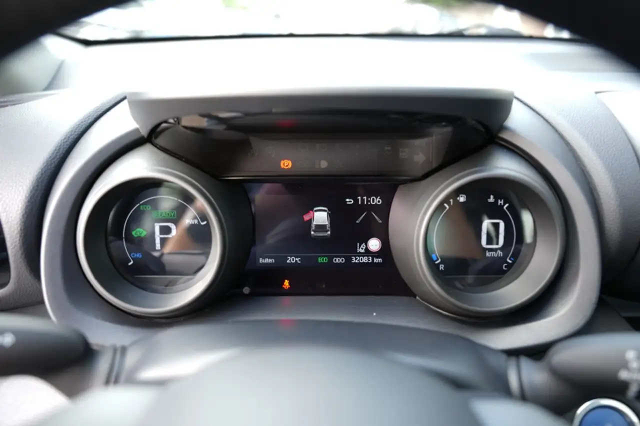 Toyota Yaris 1.5 HYB. Camera,Carplay, Trekhaak, миниатюра 19