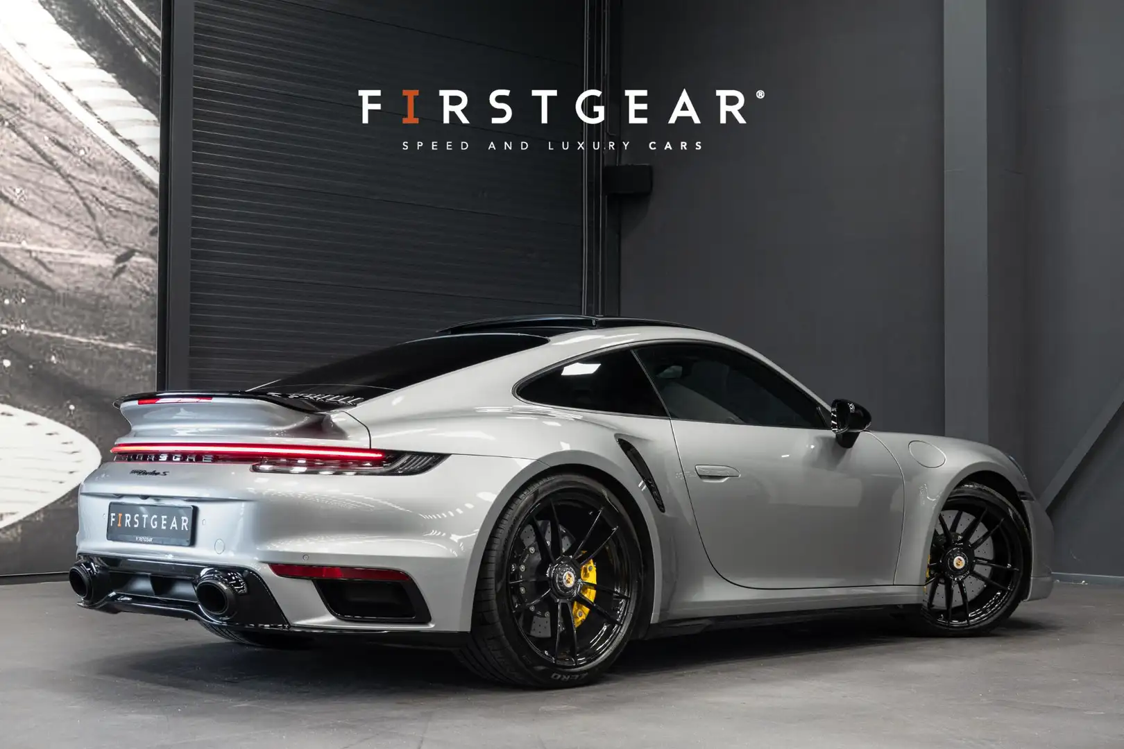 Porsche 992 3.8 Turbo S *Keramisch / Akrapovic / Carbon-interi Silber - 2