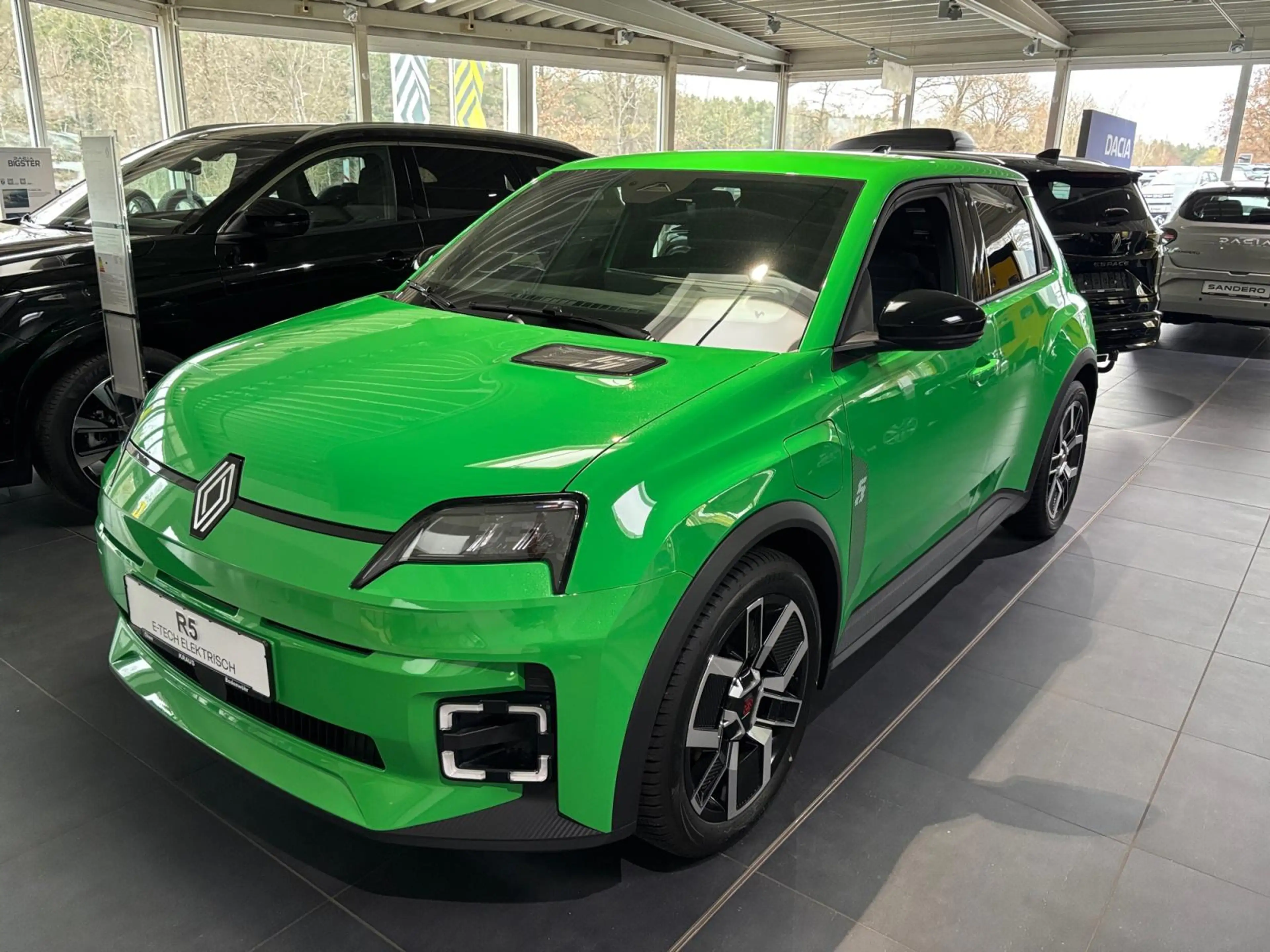 Renault R 5 R5 E-Tech 100% Electric Techno 150 Comfort Range — photo 2