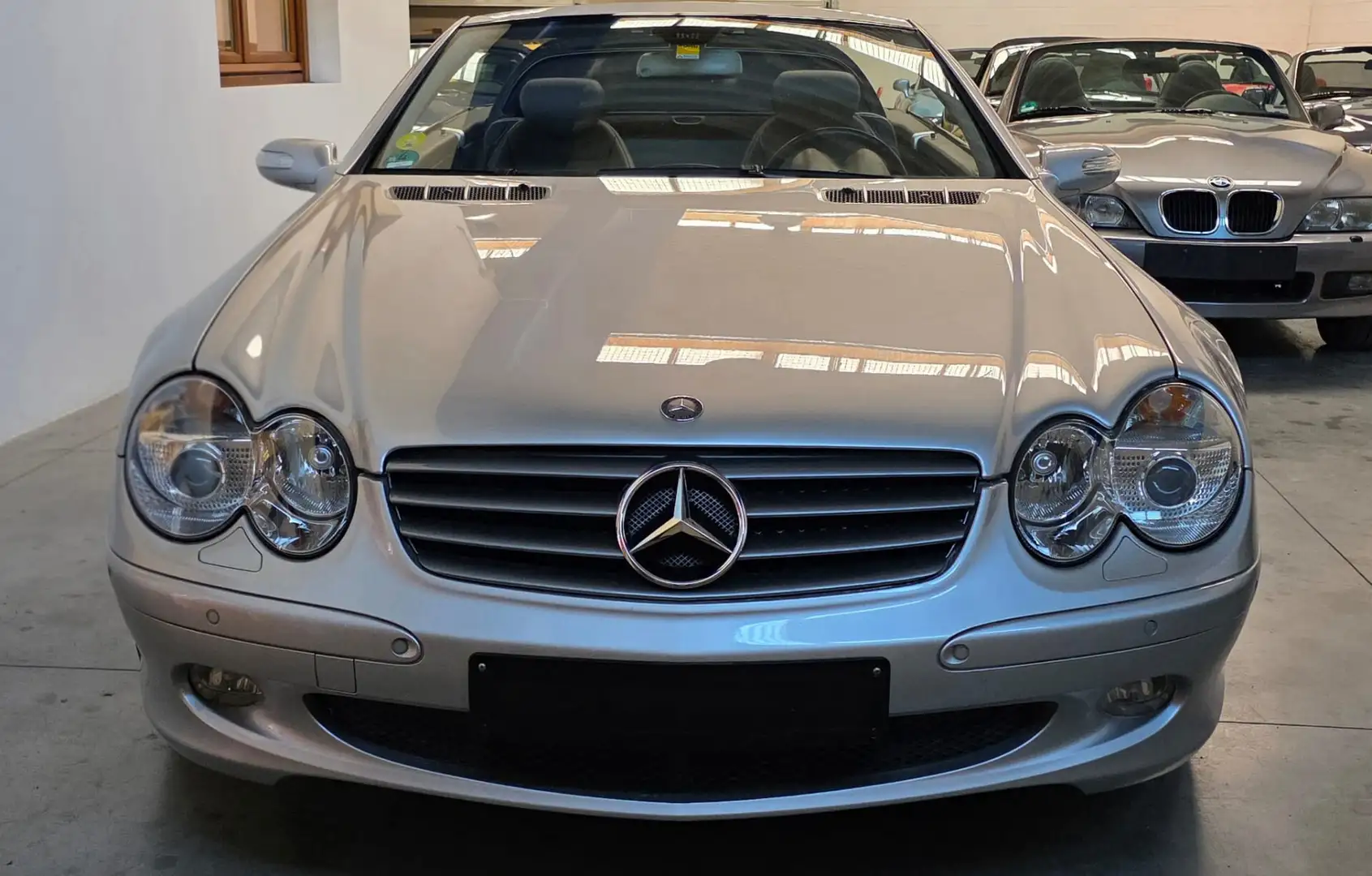 Mercedes-Benz SL 350 Plateado - 2