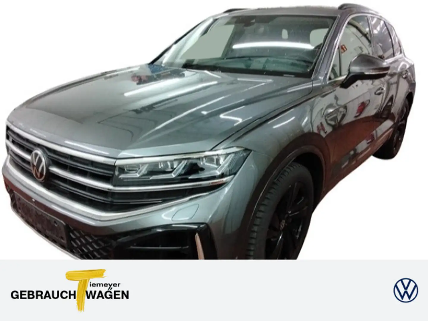 Volkswagen Touareg 3.0 TSI R-LINE LUFT LEDER PANO AHK Grau - 1