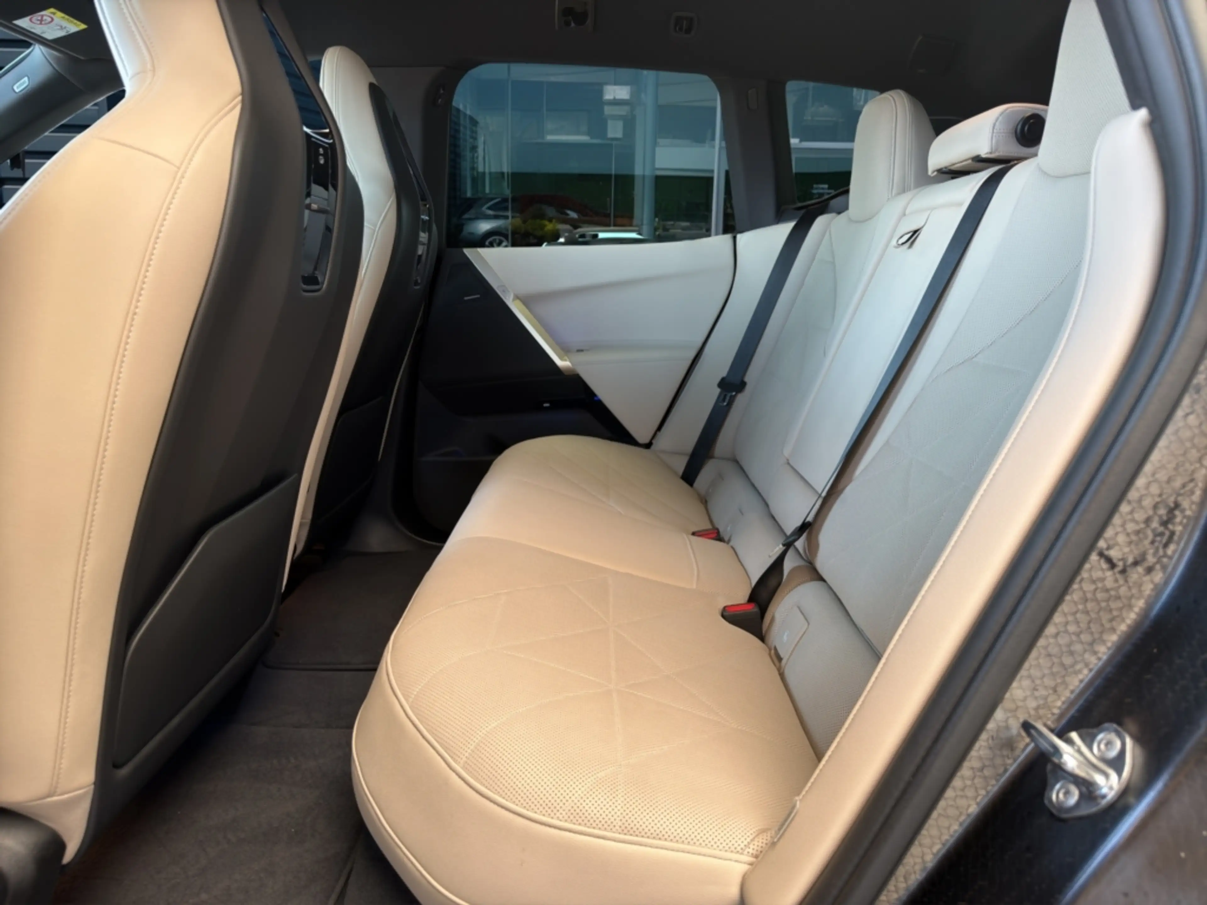 BMW iX xDrive50 M Sport PANO - HUD - 360° — photo 24