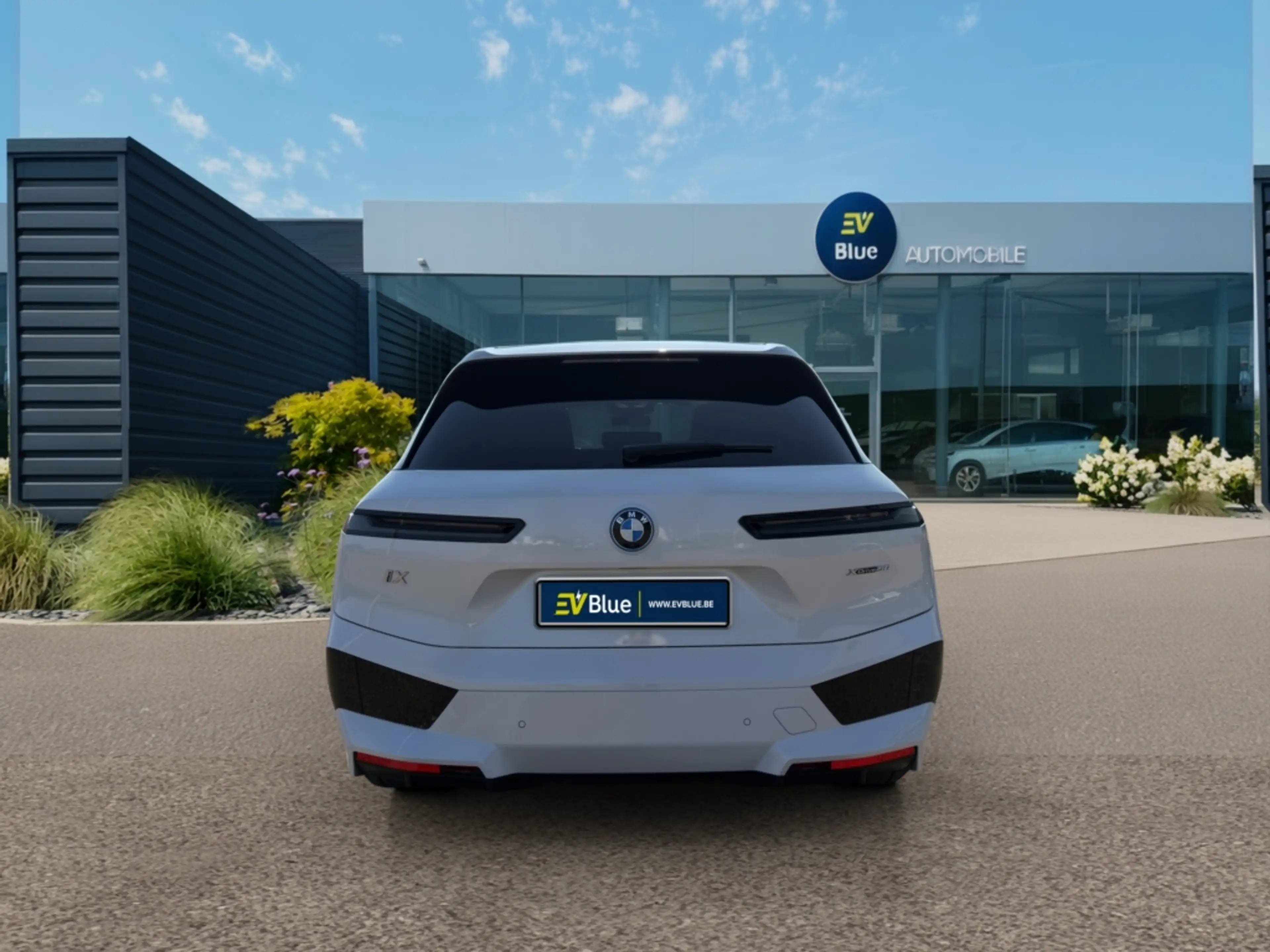 BMW iX xDrive50 M Sport PANO - HUD - 360° — photo 5