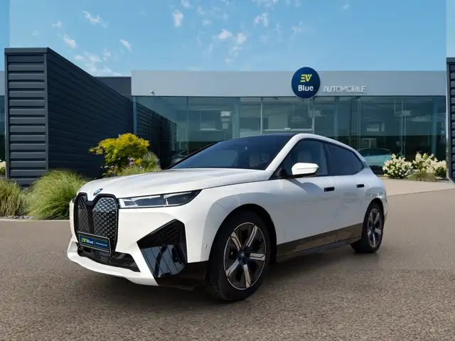 BMW iX xDrive50 M Sport  PANO - HUD - 360°